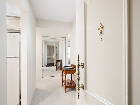 2nd image of 616 Cline Ave APT 205