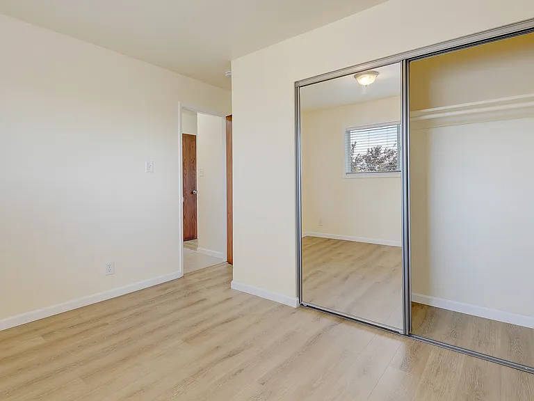 1615 Prince St #5 — Photo 12