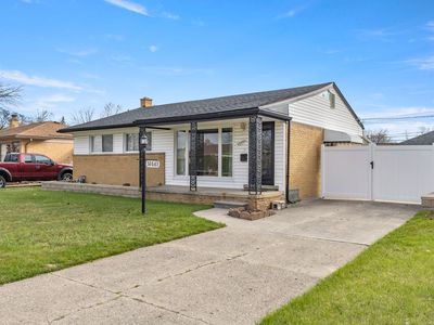 32683 James St, Garden City, MI, 48135