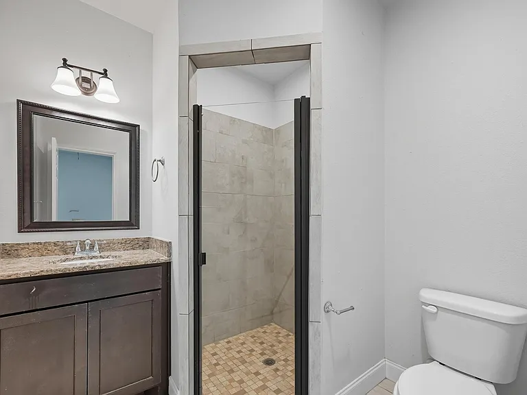 2911 Marshall St — Photo 15