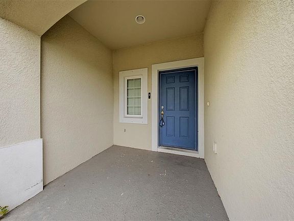 3rd image of 7910 EVERGREEN CREEK COURT
