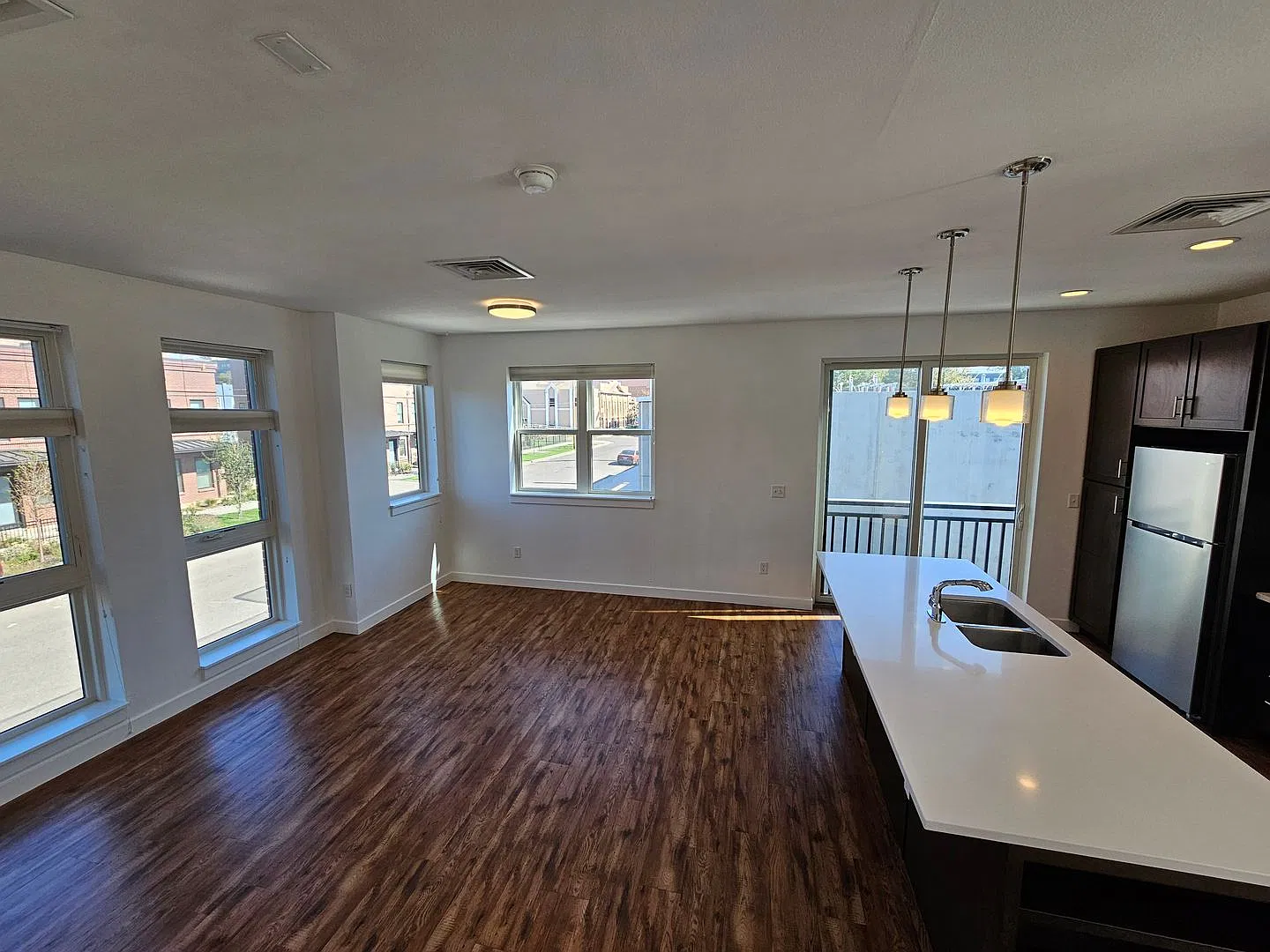 RiNo Three Stories of Modernity and Light 3 Bed 3 Bath — Photo 4
