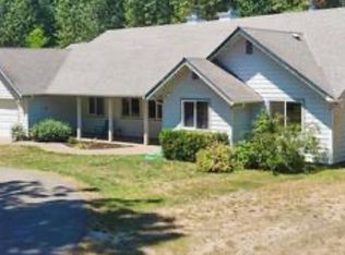 180 Round Prairie Rd, Wilderville, OR 97543