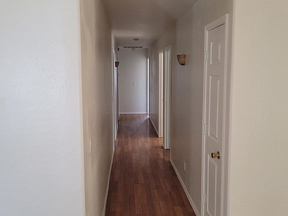 4th image of 836 E South Mountain Ave