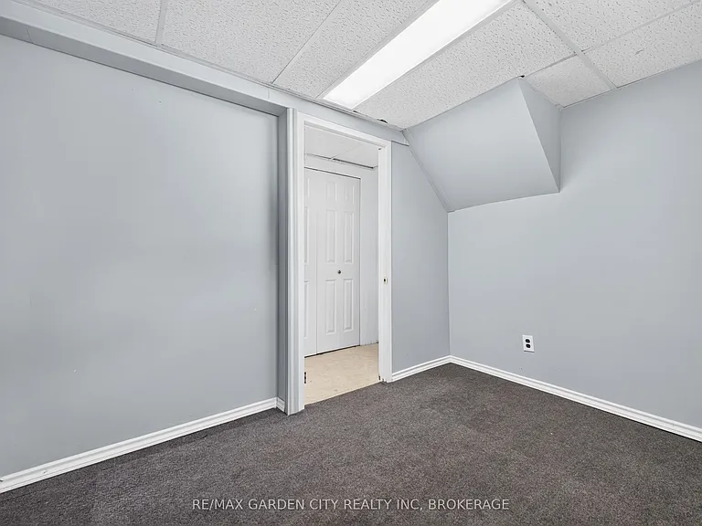38 Cypress St #LOWER — Photo 14