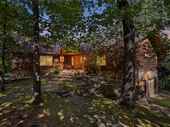 2046 County Road 116, Eureka Springs, AR 72631