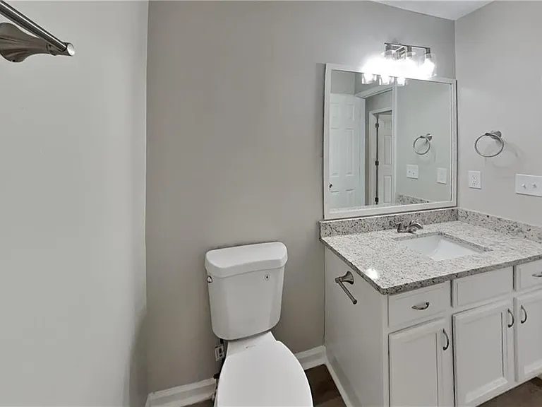 170 Sterling Dr — Photo 15