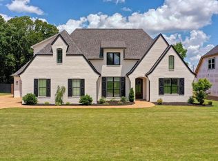 14 Lake Breeze Dr, Jackson, TN 38305