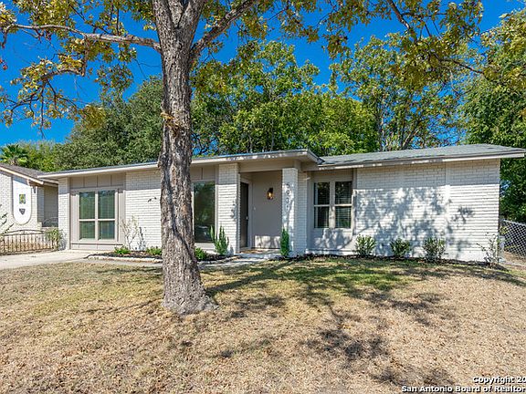 4th image of 5931 Topcroft Dr