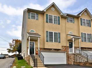 703 Green St, Bridgeport, PA 19405