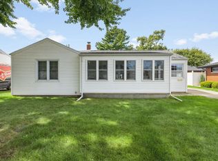 157 Manor Dr, Mishawaka, IN 46544