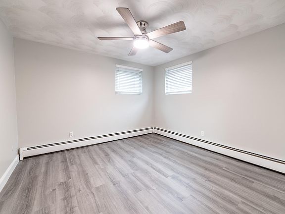 4th image of 5 Cynthia Dr APT 14