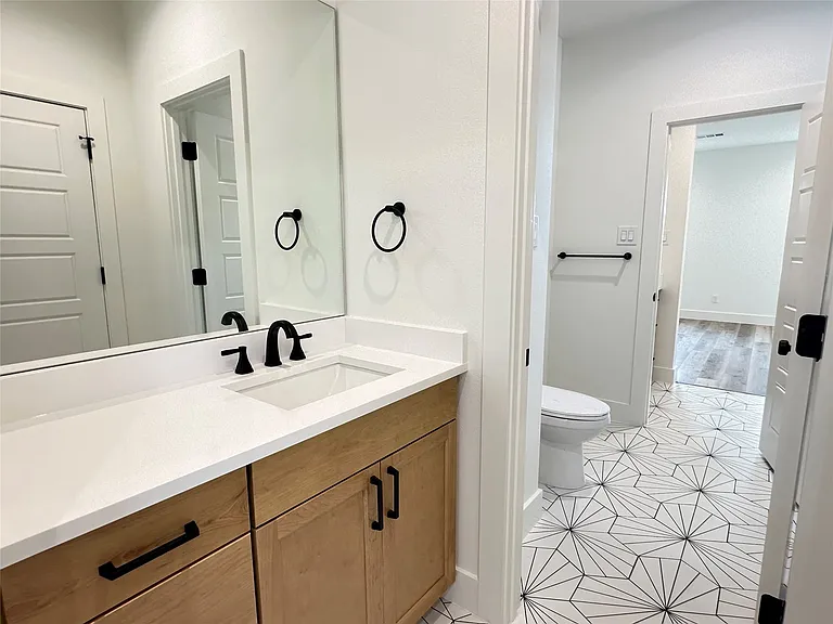 3908 Rochelle Dr — Photo 30