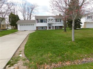7228 Somerville Dr, Bedford, OH