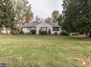 1145 County Line Rd, Huntingdon Valley, PA 19006