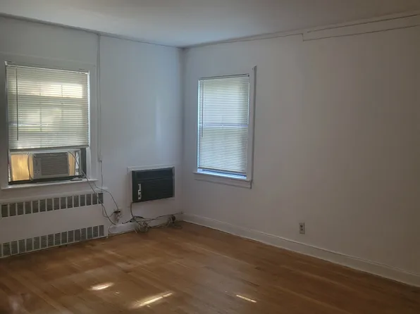 186-18 Cambridge Road image 10 of 12