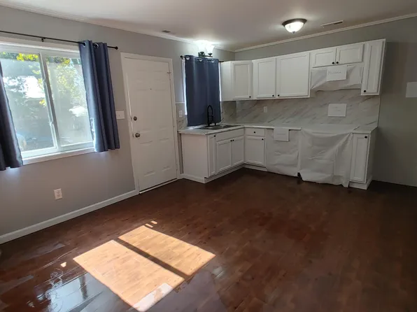 2133 Woodbine Ave #2133, Fayetteville, NC 28303