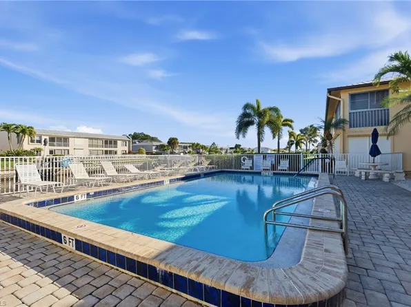 853 SE 46th LN #105, CAPE CORAL, FL 33904