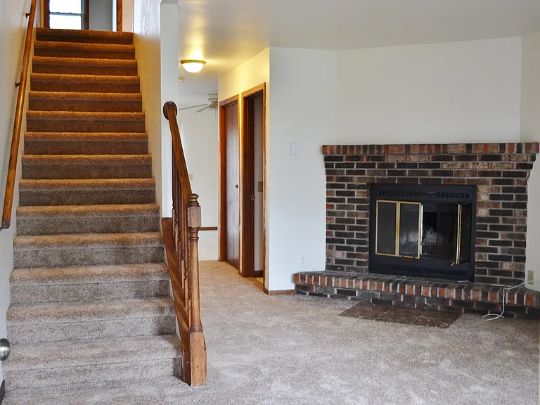 1118 Gammon Ln — Photo 12