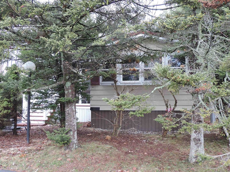 1st image of 13 S Blueberry Lane