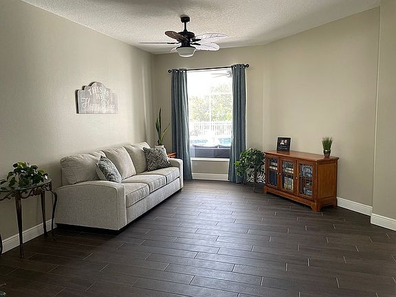 Living Rm