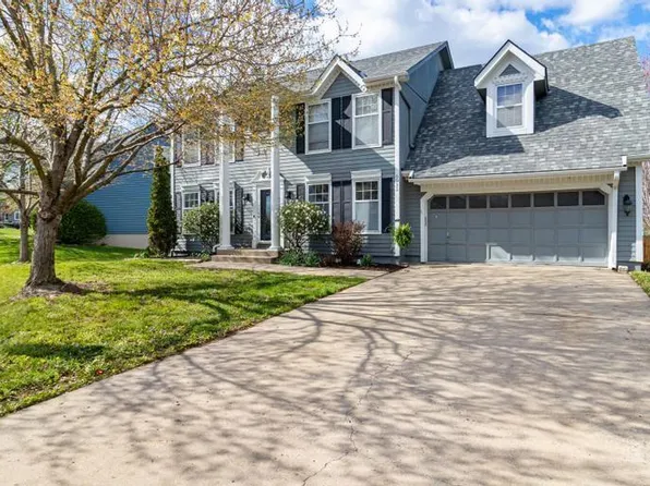 6032 W 158th St, Overland Park, KS 66223
