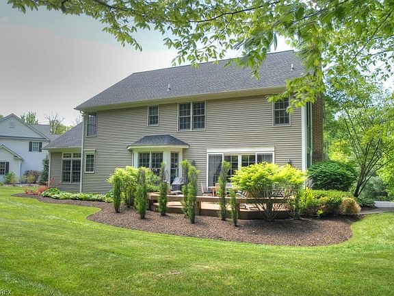 2nd image of 511 Fawn Ct