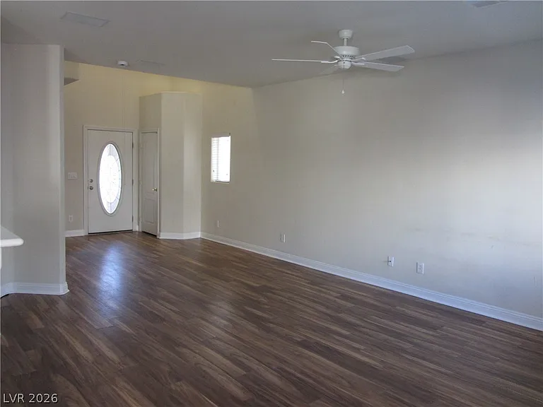 1726 Little Crow Ave — Photo 4