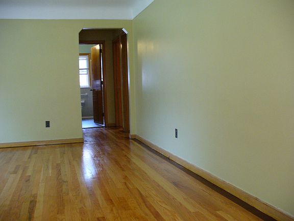 3rd image of 8910 Arnold Ave