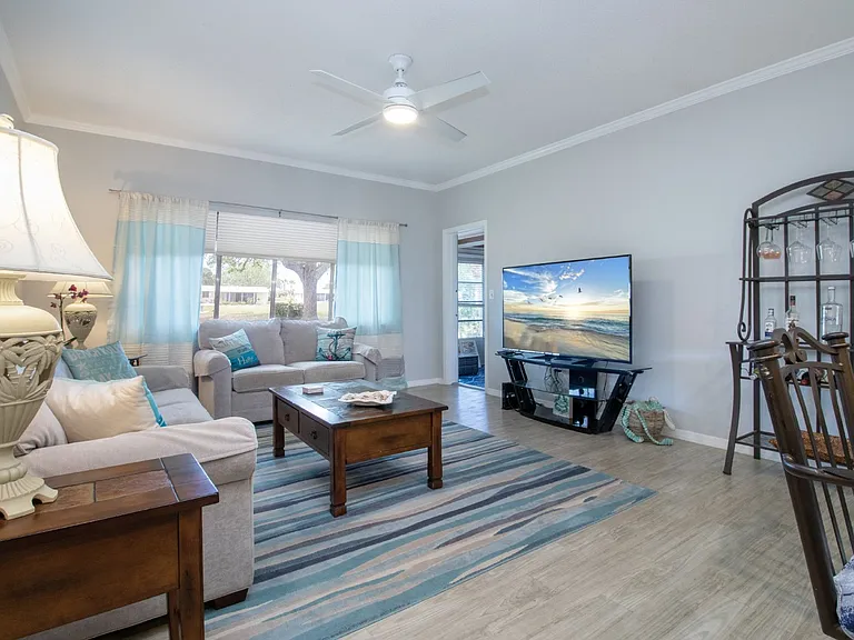 5920 Driftwood Ave — Photo 30