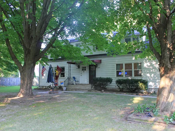 2393 Adventure Path, Saint Joseph, MI 49085