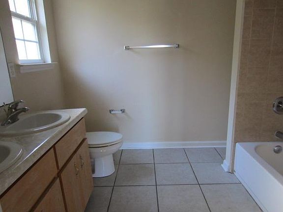 5th image of 1223 Cleveland St Unit 1