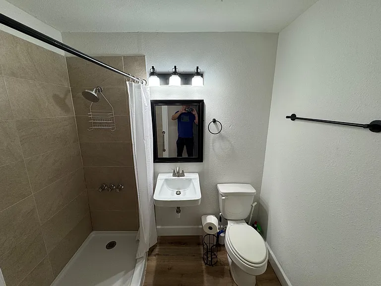 Hallway 1 Shared Bathroom