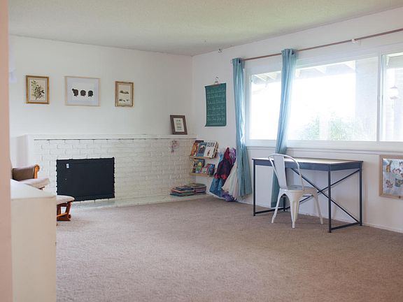 4th image of 8107 Cheshire St