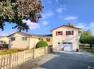 18045 Norman Pl, Mount Vernon, WA 98273