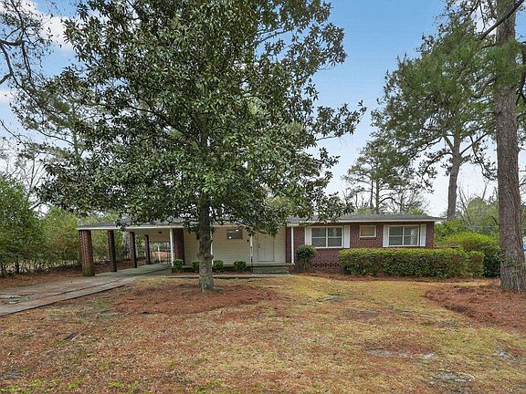 2nd image of 1826 Overhill Rd