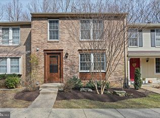 2327 Middle Creek Ln, Reston, VA 20191