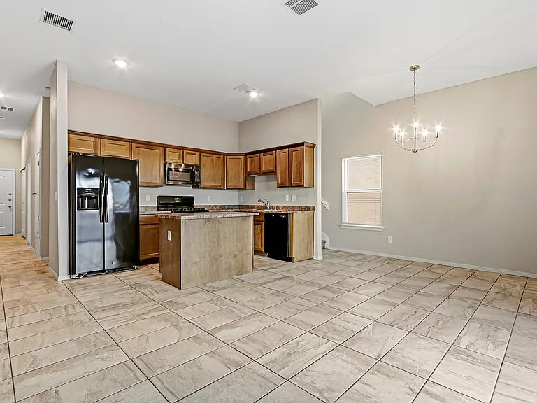 714 Hc Gilbert Minjares Dr — Photo 20