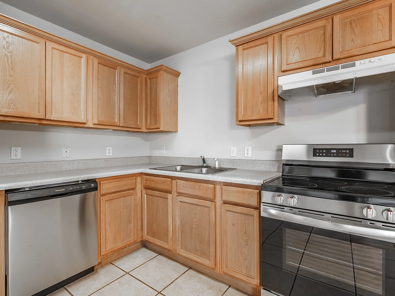 417 East Southern Trace Drive - 1 — Photo 2
