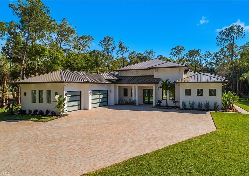 1st image of 5000 Palmetto Woods DR