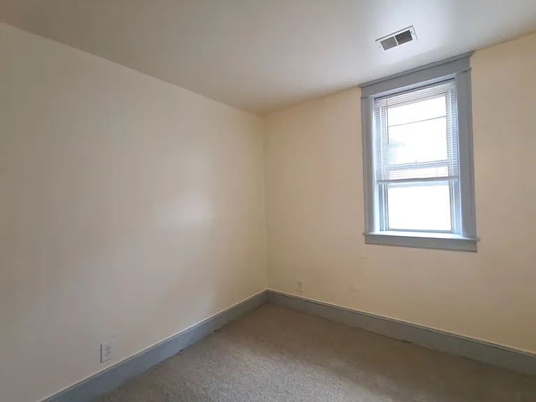4903 Spruce St #44 — Photo 4