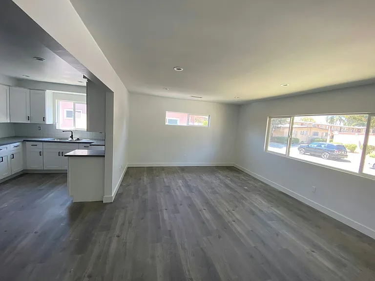 150 N Roberto Ave #146 — Photo 15