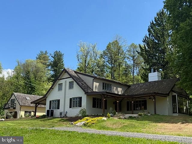 1st image of 848 White Oak Ln