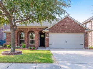 415 Highland Fairway Ln, Wylie, TX 75098