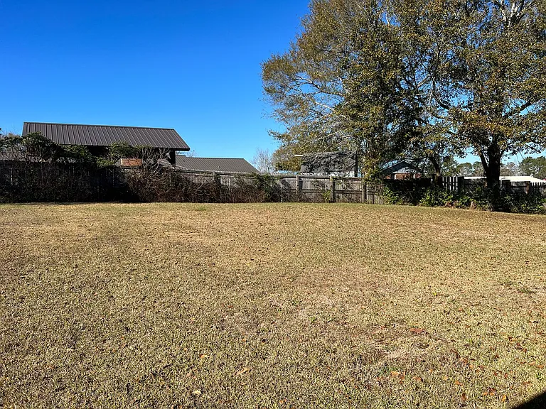 301 Choctaw Rd #1 — Photo 14