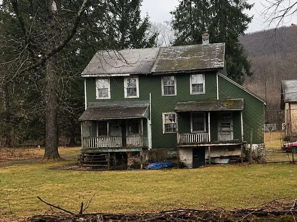 9 Draper St, Gilberton, PA 17934