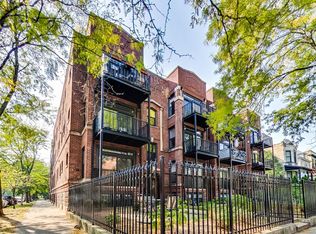 1433 W Addison St APT 1, Chicago, IL 60613