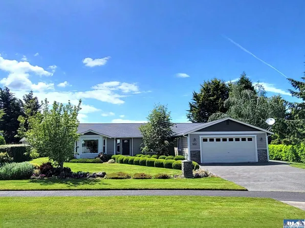 1051 New Meadows Loop, Sequim, WA 98382