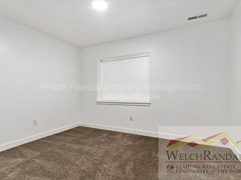 179 E 2200 S — Photo 21