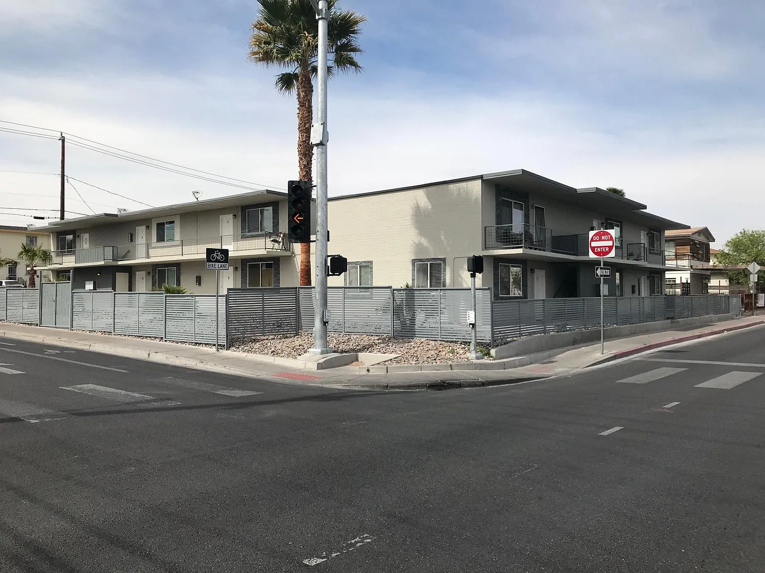 1114 E Clark Ave — Photo 1
